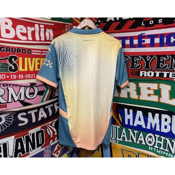 Manchester City | Men’s Large Alternative Jersey - Picture 7 of 7